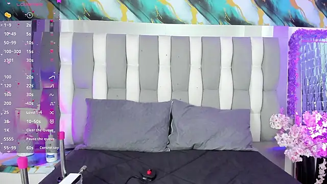 IsaDiiaz online show from March 6, 5:13 am