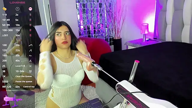 IsaDiiaz online show from October 11, 4:24 am