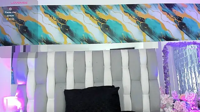 IsaDiiaz online show from April 10, 6:53 am