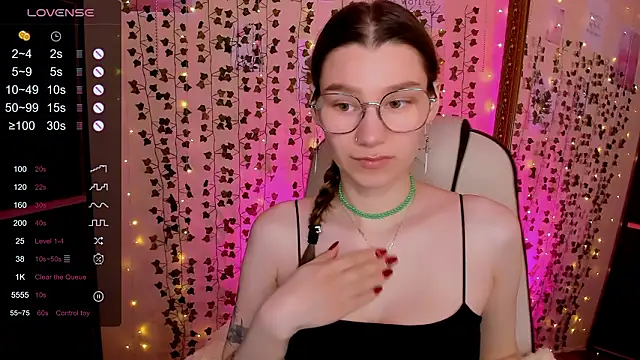 LinaBlossom  online show from March 16, 2:41 am