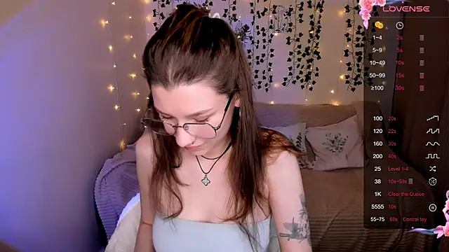 LinaBlossom  online show from October 23, 3:16 am