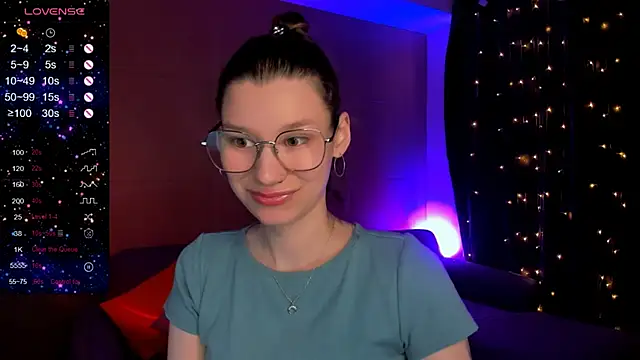 LinaBlossom  online show from March 22, 8:38 am