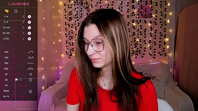 LinaBlossom  online show from January 15, 9:23 am