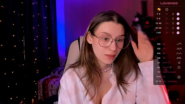 LinaBlossom  online show from January 8, 9:04 am