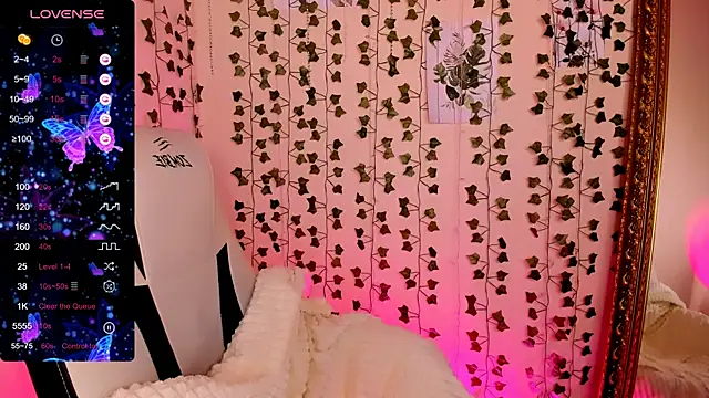 LinaBlossom  online show from February 24, 8:26 am