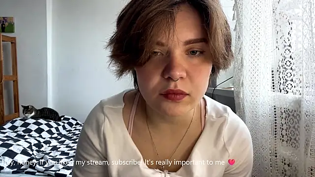 Snapshot of SabrinaFolts chatting on September 24, 9:05 am SabrinaFolts online show from September 24, 9:05 am