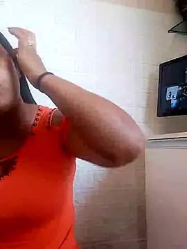 Crislove22 online show from October 15, 5:21 pm