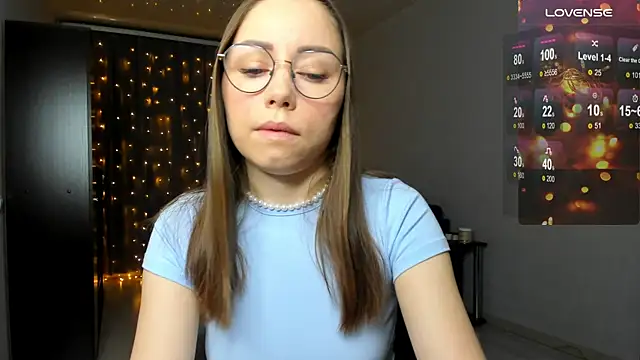 Snapshot of fun_nd_bun chatting on November 10, 1:43 am fun nd bun online show from November 10, 1:43 am