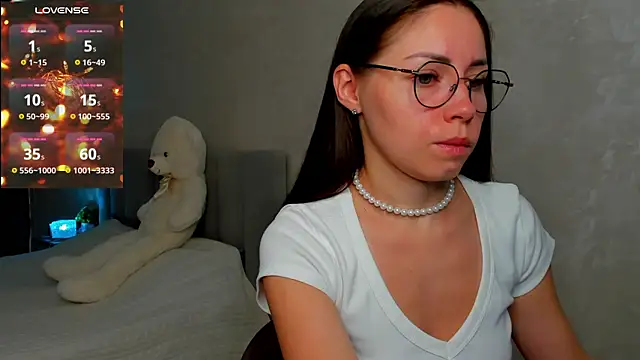 Snapshot of fun_nd_bun chatting on July 15, 3:02 am fun nd bun online show from July 15, 3:02 am