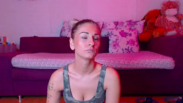 CassieSpell online show from March 17, 7:11 am