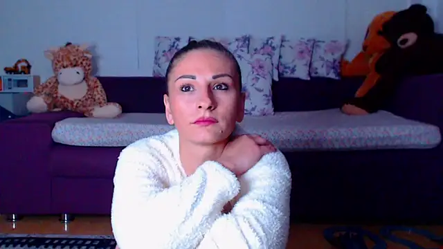CassieSpell online show from May 9, 8:34 pm