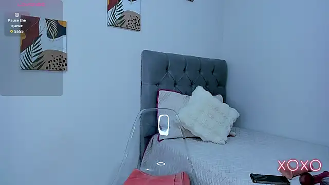 nayla cutewc online show from September 26, 8:21 am