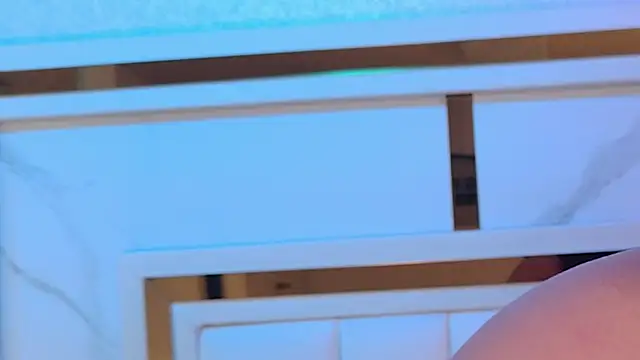 samanthaa sm online show from February 5, 11:39 am