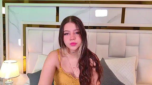 samanthaa sm online show from December 18, 11:47 am