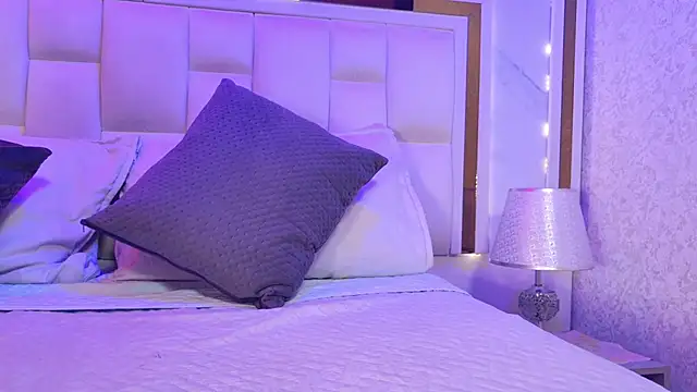 samanthaa sm online show from November 9, 11:47 am