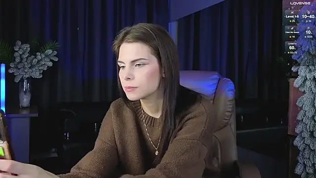 Cute Dolll online show from December 19, 9:00 am