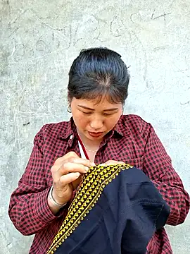 diamond-- online show from April 20, 7:55 am