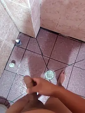 Carlos27hot online show from November 3, 1:22 am