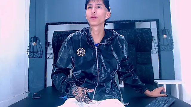 Daniel delux  online show from November 16, 12:32 pm