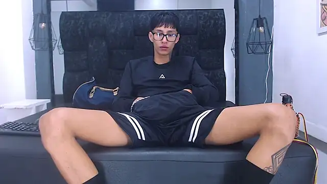 Daniel delux  online show from October 12, 11:22 am