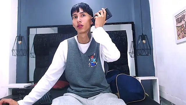 Daniel delux  online show from October 29, 11:09 am