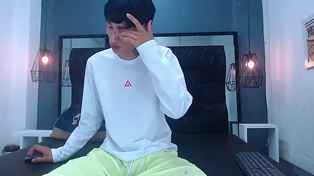 Daniel delux  online show from September 24, 11:28 am