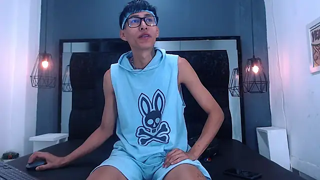 Daniel delux  online show from September 26, 11:06 am