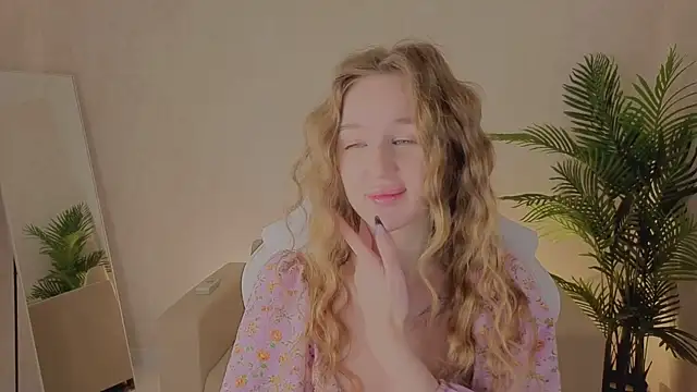 kianawhite online show from February 17, 9:50 am