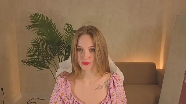 Snapshot of kianawhite chatting on October 21, 3:39 am kianawhite online show from October 21, 3:39 am