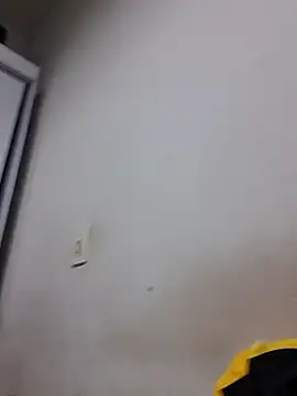 Snapshot of douglasdesouza22 chatting on September 20, 3:17 pm douglasdesouza22 online show from September 20, 3:17 pm