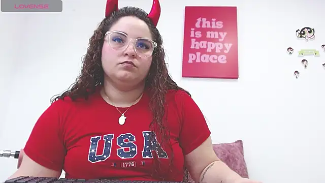 AmandaaWats online show from March 18, 6:53 pm