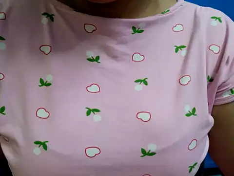 Snapshot of tamilqueenbaby chatting on October 15, 11:57 pm tamilqueenbaby online show from October 15, 11:57 pm