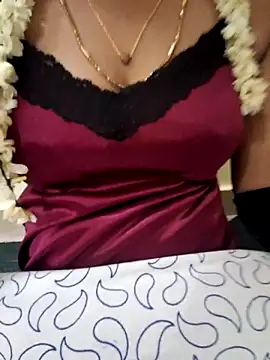 jasminetaml online show from October 11, 8:15 am