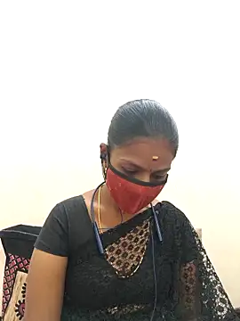 Snapshot of Tamil_Yalini12 chatting on February 1, 7:50 am Tamil Yalini12 online show from February 1, 7:50 am