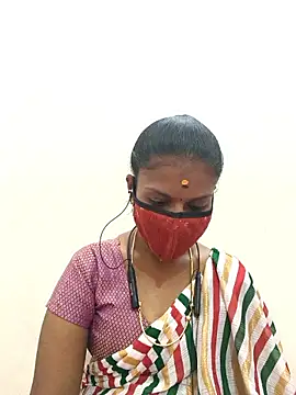 Snapshot of Tamil_Yalini12 chatting on February 2, 5:34 pm Tamil Yalini12 online show from February 2, 5:34 pm