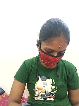 Tamil Yalini12 online show from November 24, 9:15 pm