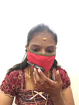 Snapshot of Tamil_Yalini12 chatting on February 7, 6:05 pm Tamil Yalini12 online show from February 7, 6:05 pm