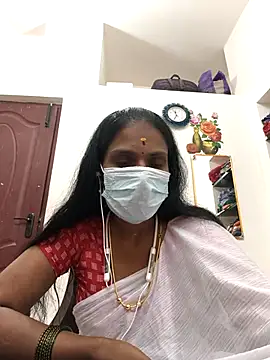 Snapshot of Tamil_Yalini12 chatting on February 23, 6:03 am Tamil Yalini12 online show from February 23, 6:03 am