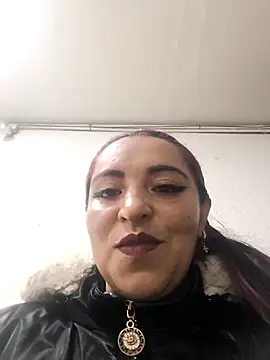 Alisson Stonee online show from May 6, 1:53 am