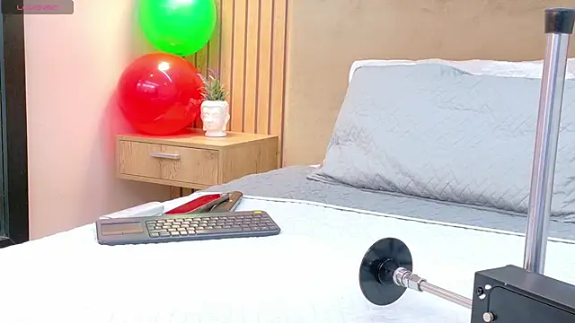 cielo rivera online show from March 11, 3:06 pm