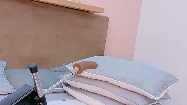 cielo rivera online show from March 26, 1:31 pm