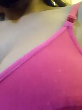 Snapshot of Mansi01 chatting on September 27, 6:03 pm Mansi01 online show from September 27, 6:03 pm