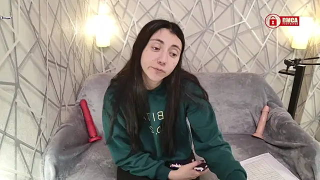 Charming LIA online show from December 22, 5:13 pm