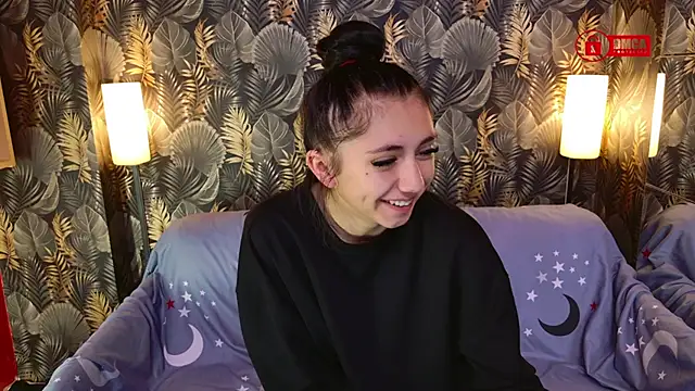 Charming LIA online show from November 8, 4:54 pm