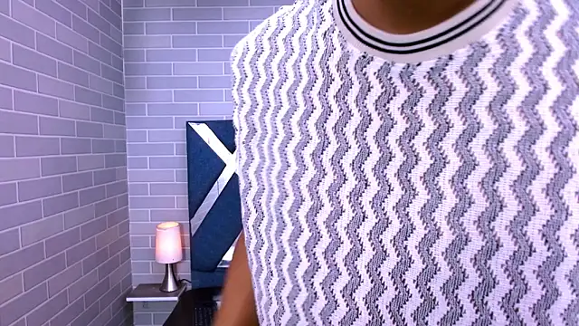 marcus hans  online show from November 24, 7:25 pm