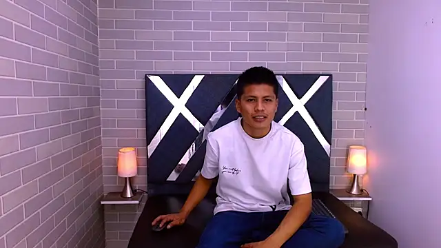 marcus hans  online show from November 28, 3:01 pm