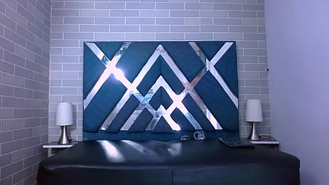 marcus hans  online show from November 8, 6:22 pm