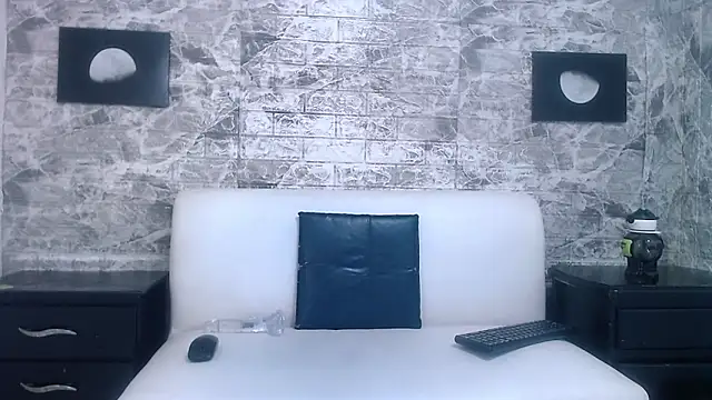 Snapshot of marcus_hans_ chatting on October 13, 12:07 pm marcus hans online show from October 13, 12:07 pm