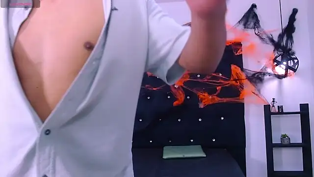 marcus hans  online show from November 1, 7:30 pm