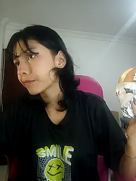 xoxo milk online show from November 7, 7:51 pm